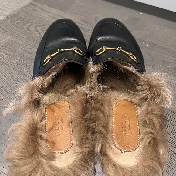 Gucci fur slippers - Picture 3 of 3